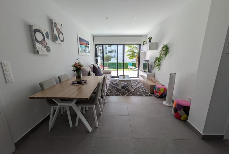 Open photo Listing photo