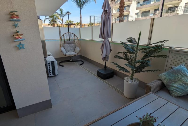 Open photo Listing photo