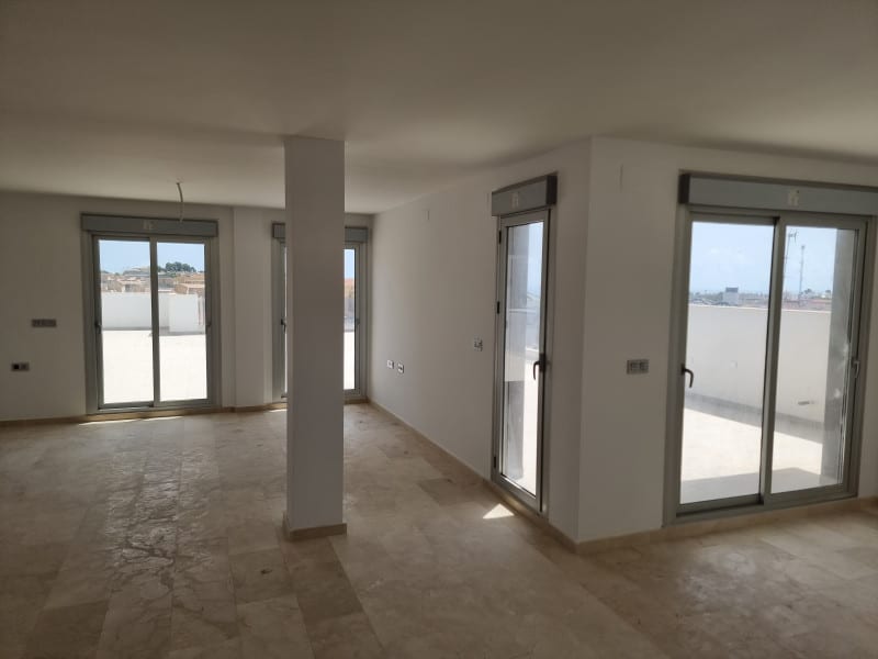 Open photo Listing photo