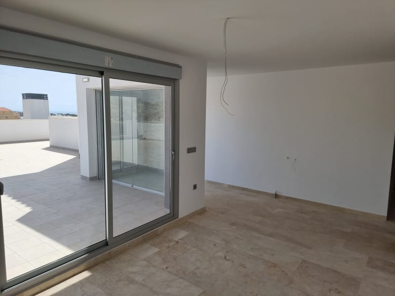 Open photo Listing photo