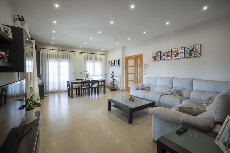 Open photo Listing photo