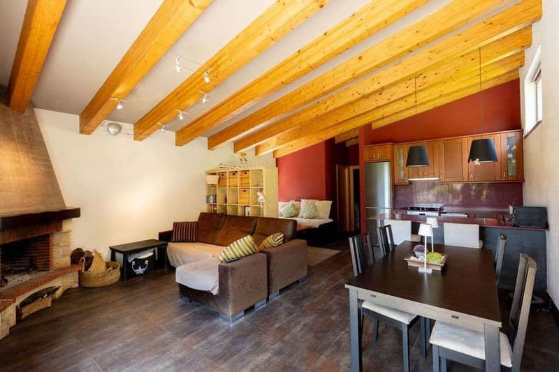 Open photo Listing photo