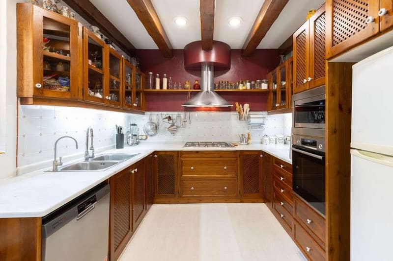 Open photo Listing photo