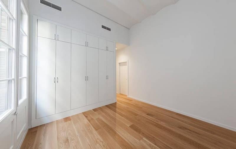 Open photo Listing photo