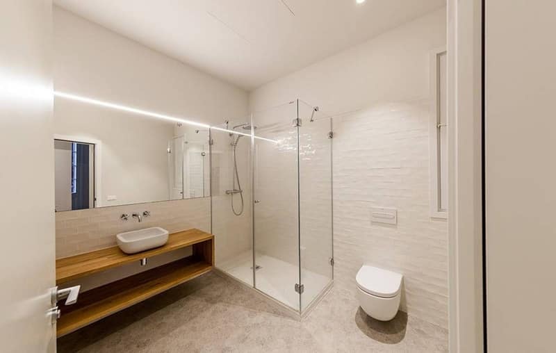 Open photo Listing photo