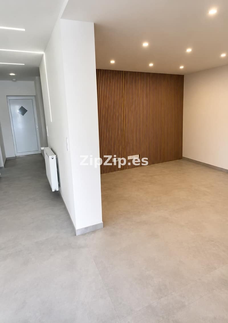 Open photo Listing photo
