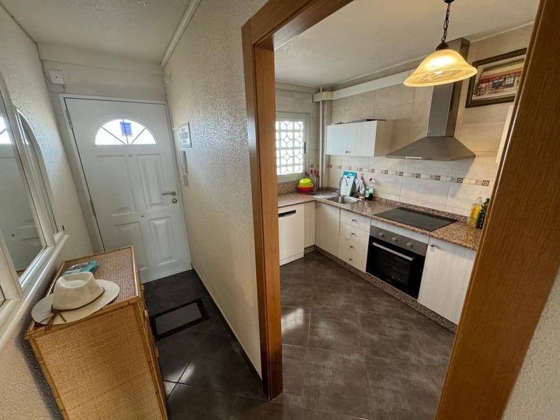 Open photo Listing photo