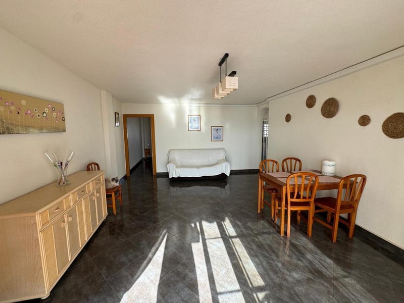 Open photo Listing photo