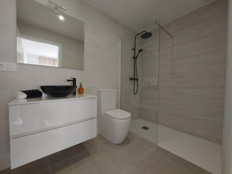Open photo Listing photo