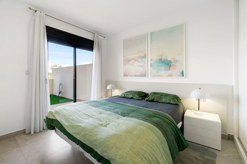 Open photo Listing photo