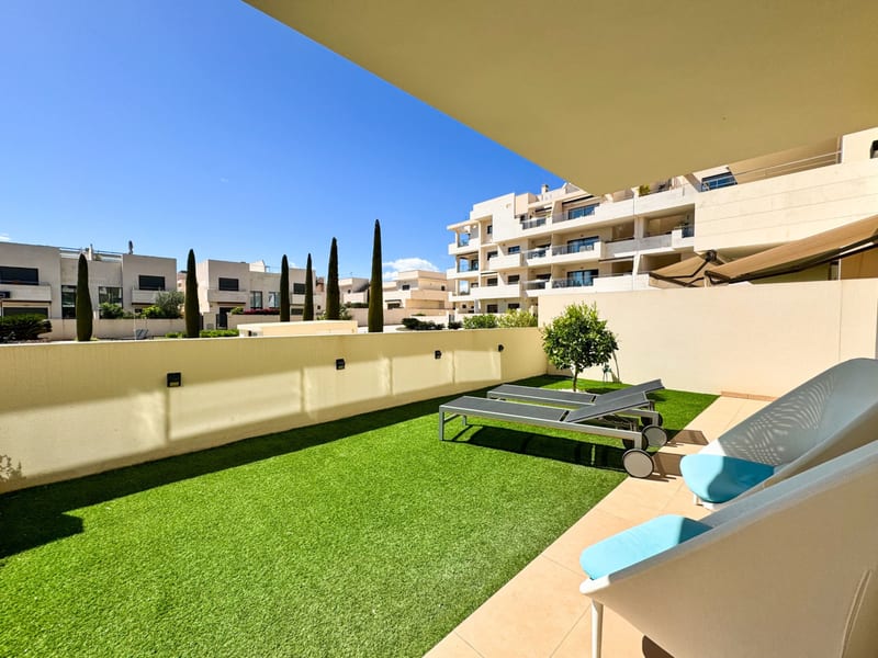 Open photo Listing photo
