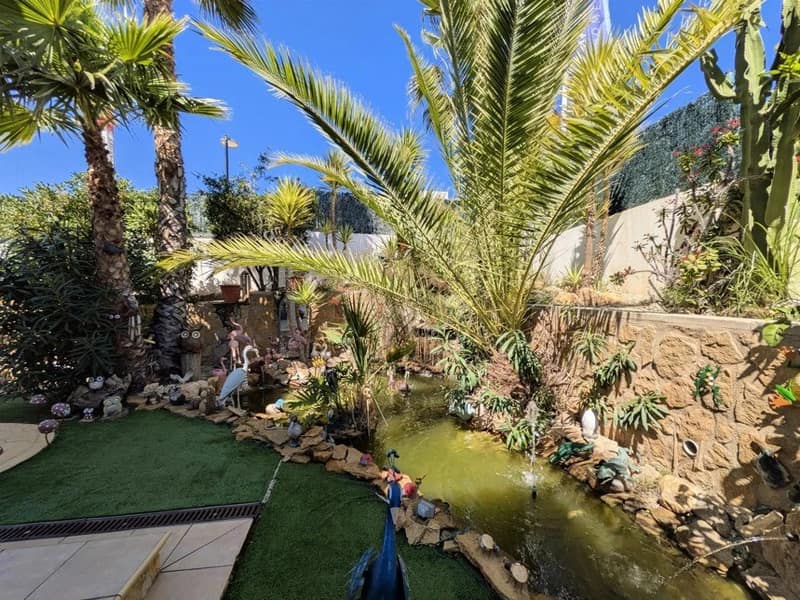 Open photo Listing photo