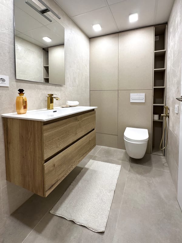 Open photo Listing photo