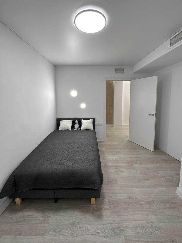 Open photo Listing photo