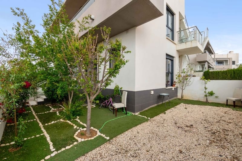 Open photo Listing photo