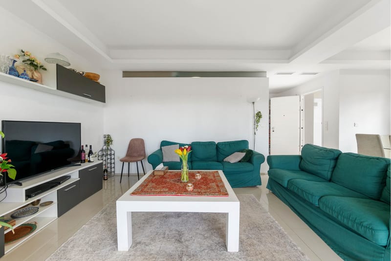 Open photo Listing photo