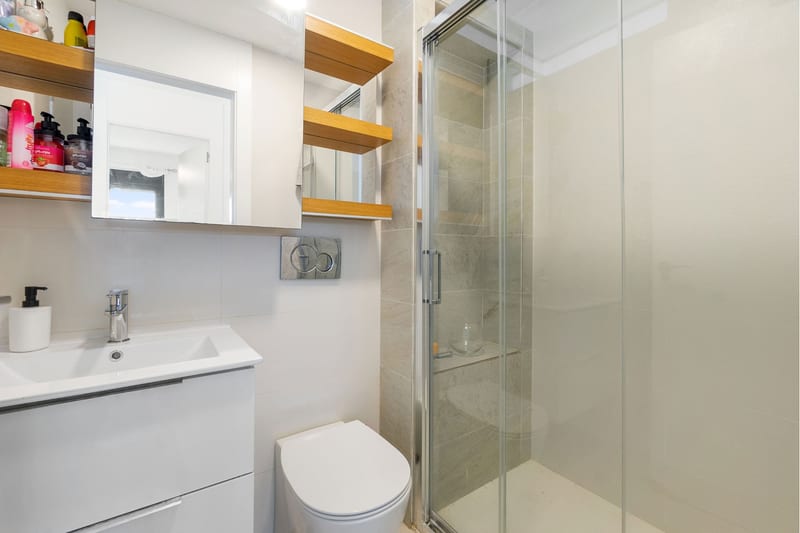 Open photo Listing photo