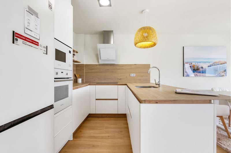 Open photo Listing photo