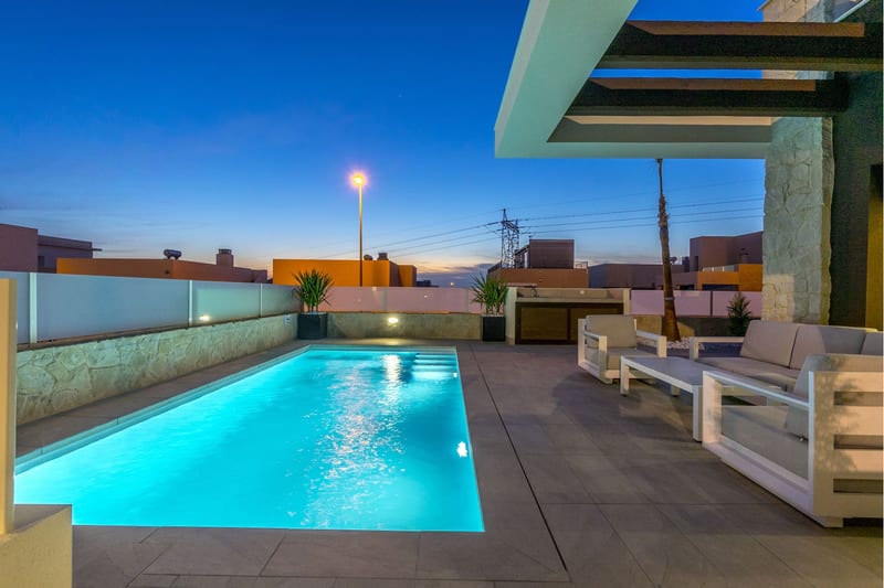 Open photo Listing photo