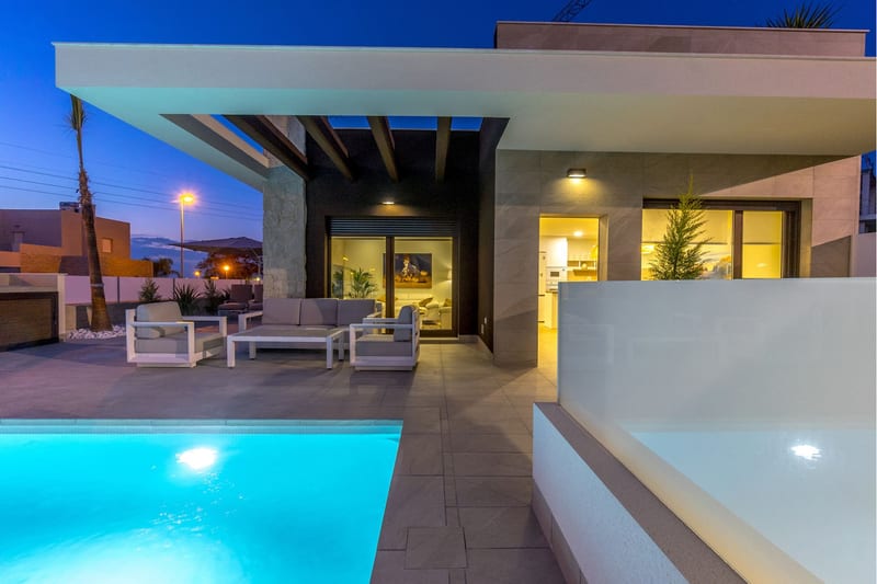 Open photo Listing photo