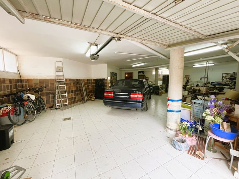 Open photo Listing photo