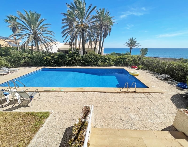 Open photo Listing photo