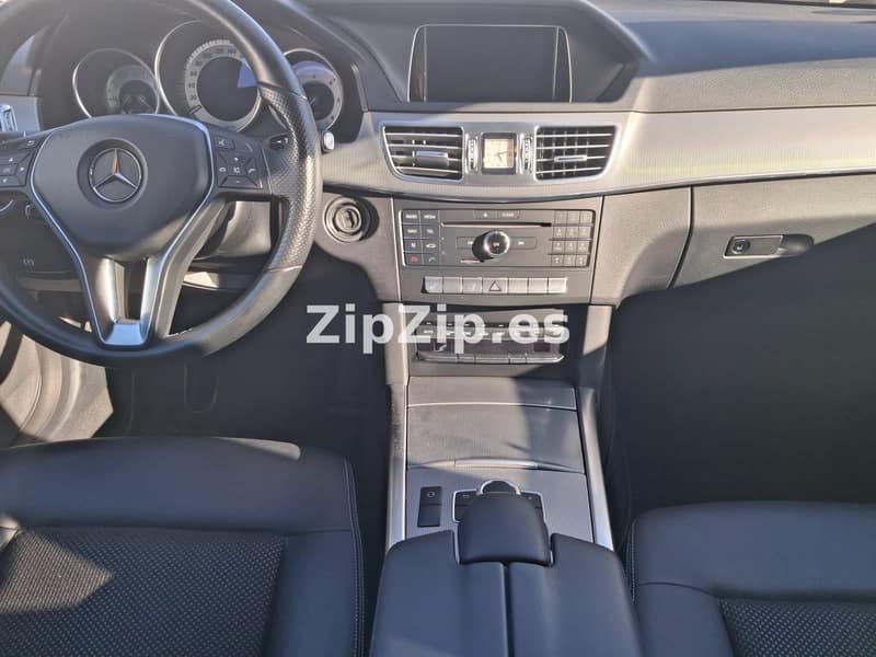 Open photo Listing photo
