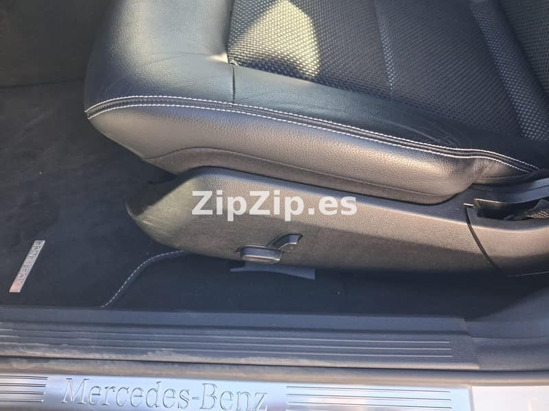 Open photo Listing photo