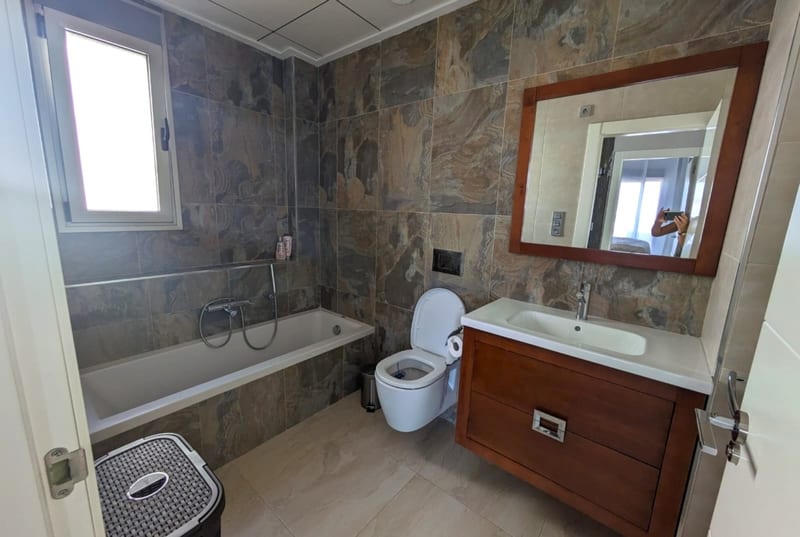 Open photo Listing photo