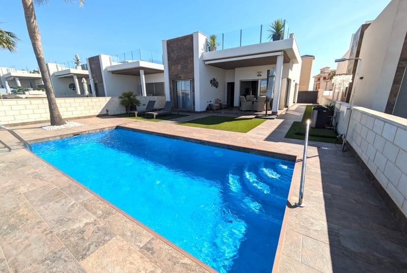 Open photo Listing photo