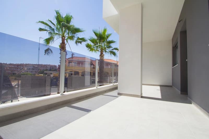 Open photo Listing photo
