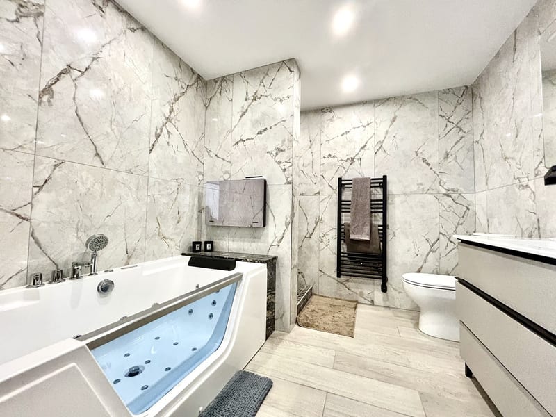 Open photo Listing photo