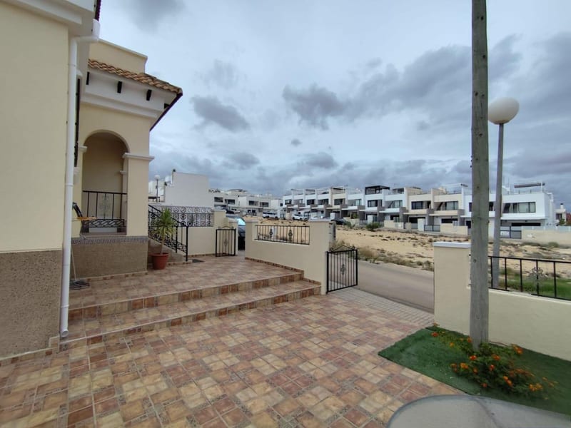 Open photo Listing photo