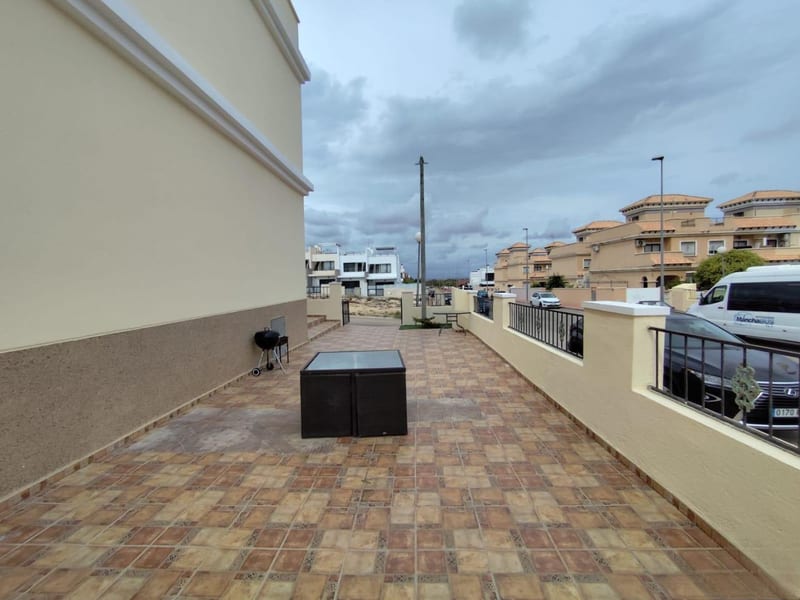 Open photo Listing photo