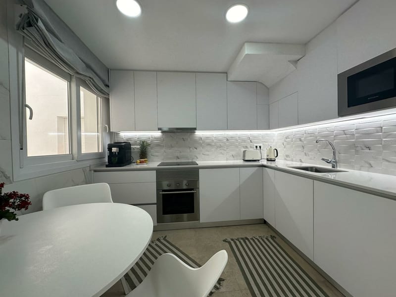 Open photo Listing photo