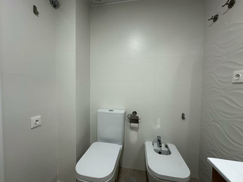 Open photo Listing photo