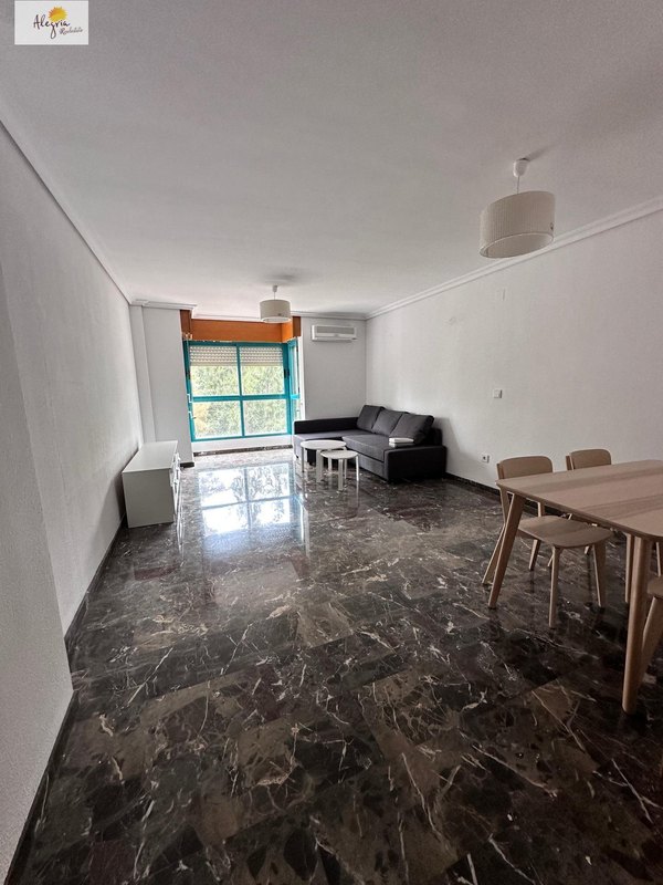 Open photo Listing photo