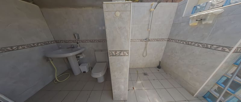 Open photo Listing photo