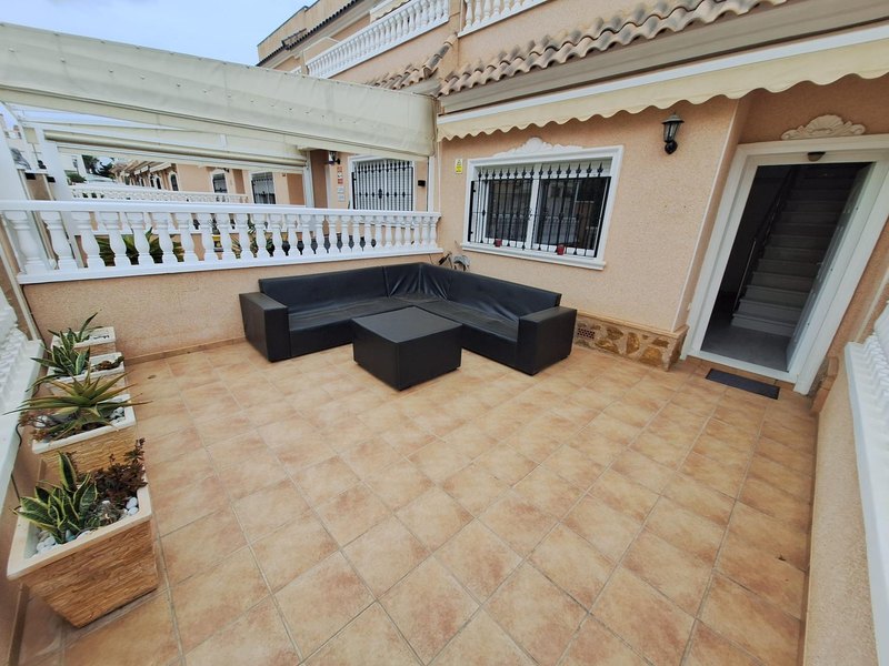 Open photo Listing photo
