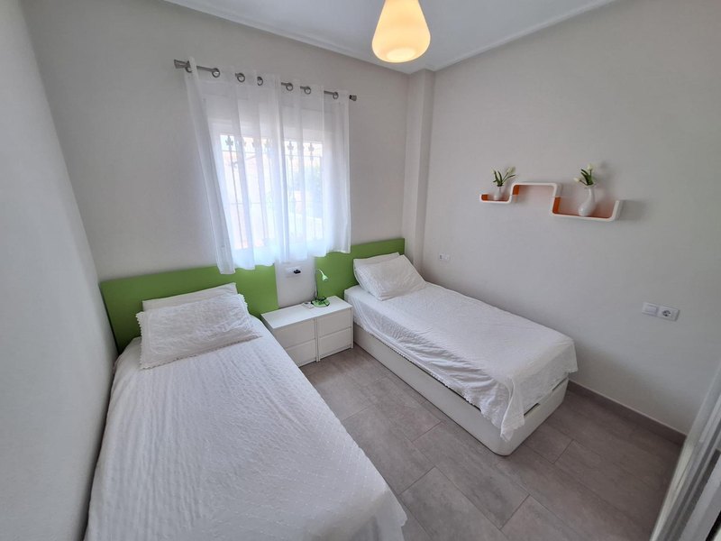 Open photo Listing photo