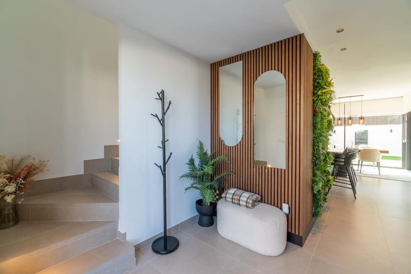 Open photo Listing photo