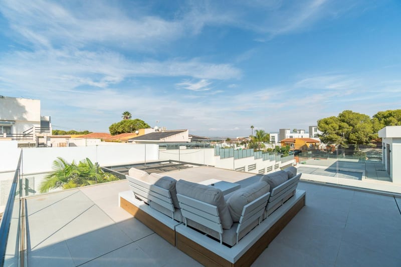 Open photo Listing photo