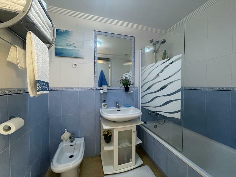 Open photo Listing photo