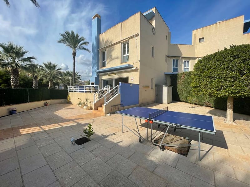 Open photo Listing photo
