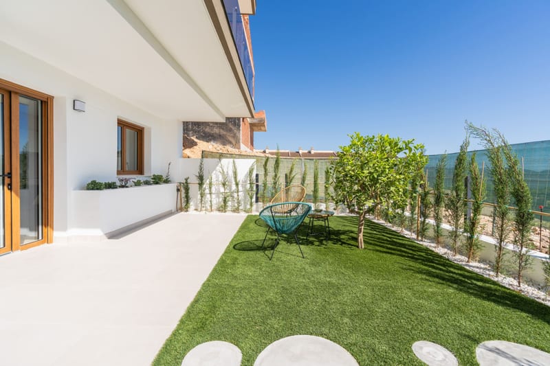 Open photo Listing photo