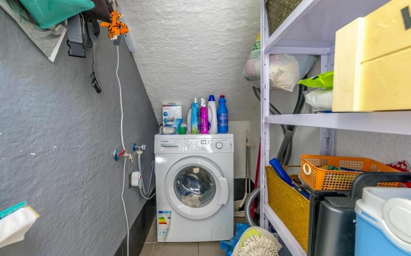Open photo Listing photo