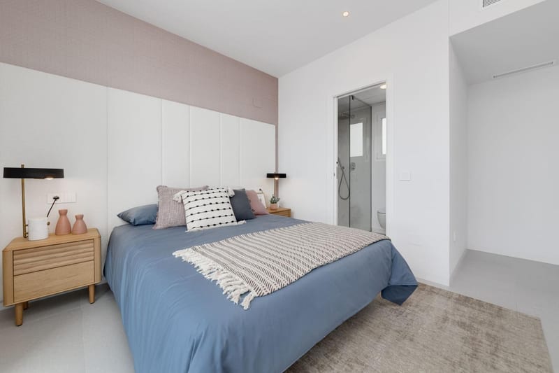 Open photo Listing photo