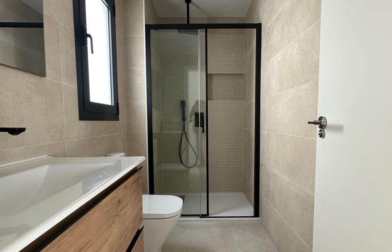 Open photo Listing photo
