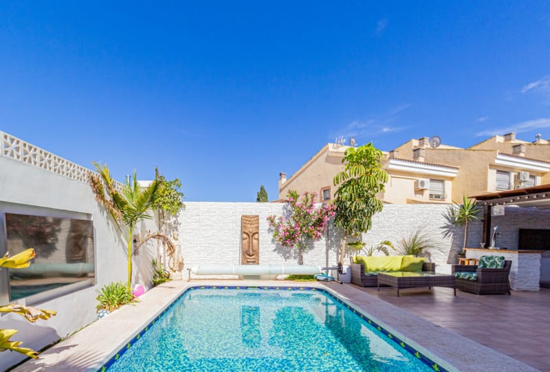 Open photo Listing photo