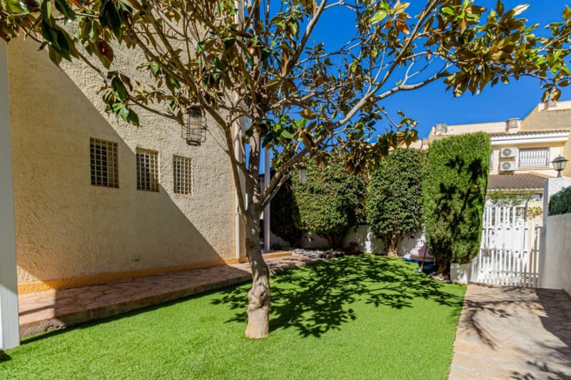 Open photo Listing photo
